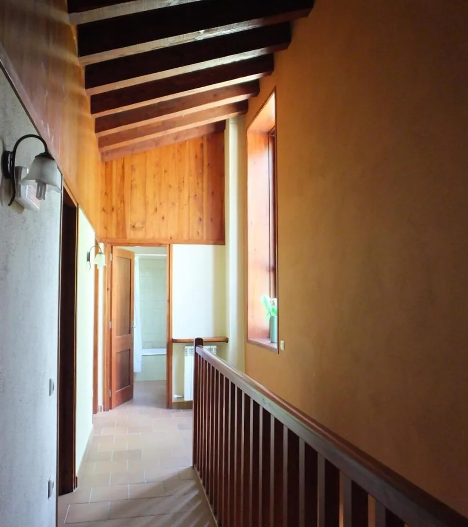 Country house El Serrat Turisme Rural Planoles Spain
