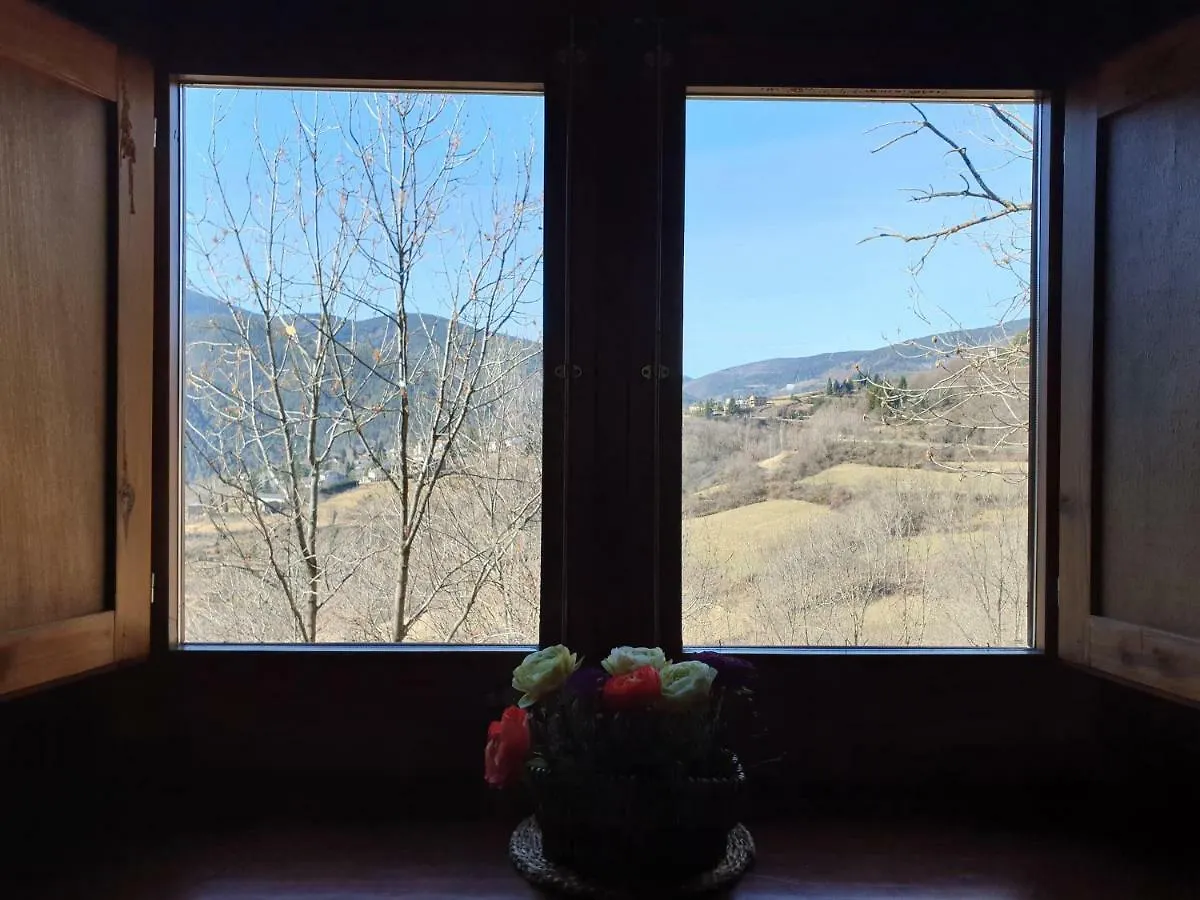 El Serrat Turisme Rural Planoles Country house